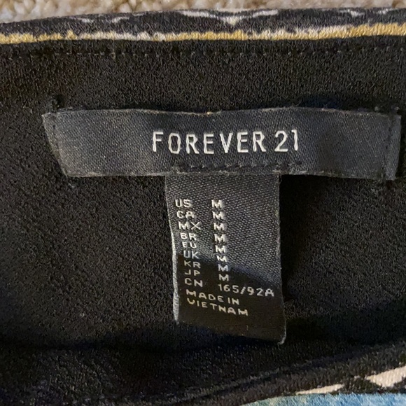 Crop top - Picture 4 of 5